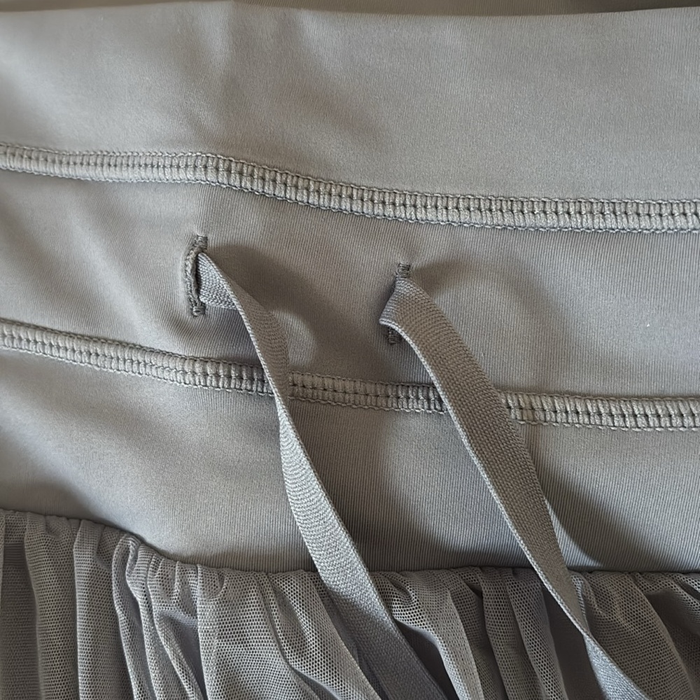 POPFLEX NWT Pirouette Skort in blue mist size small - Picture 5 of 8